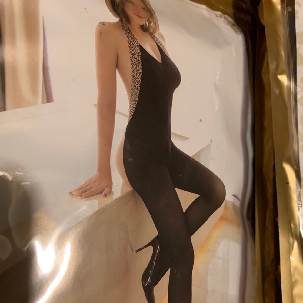 Sexy black Kat